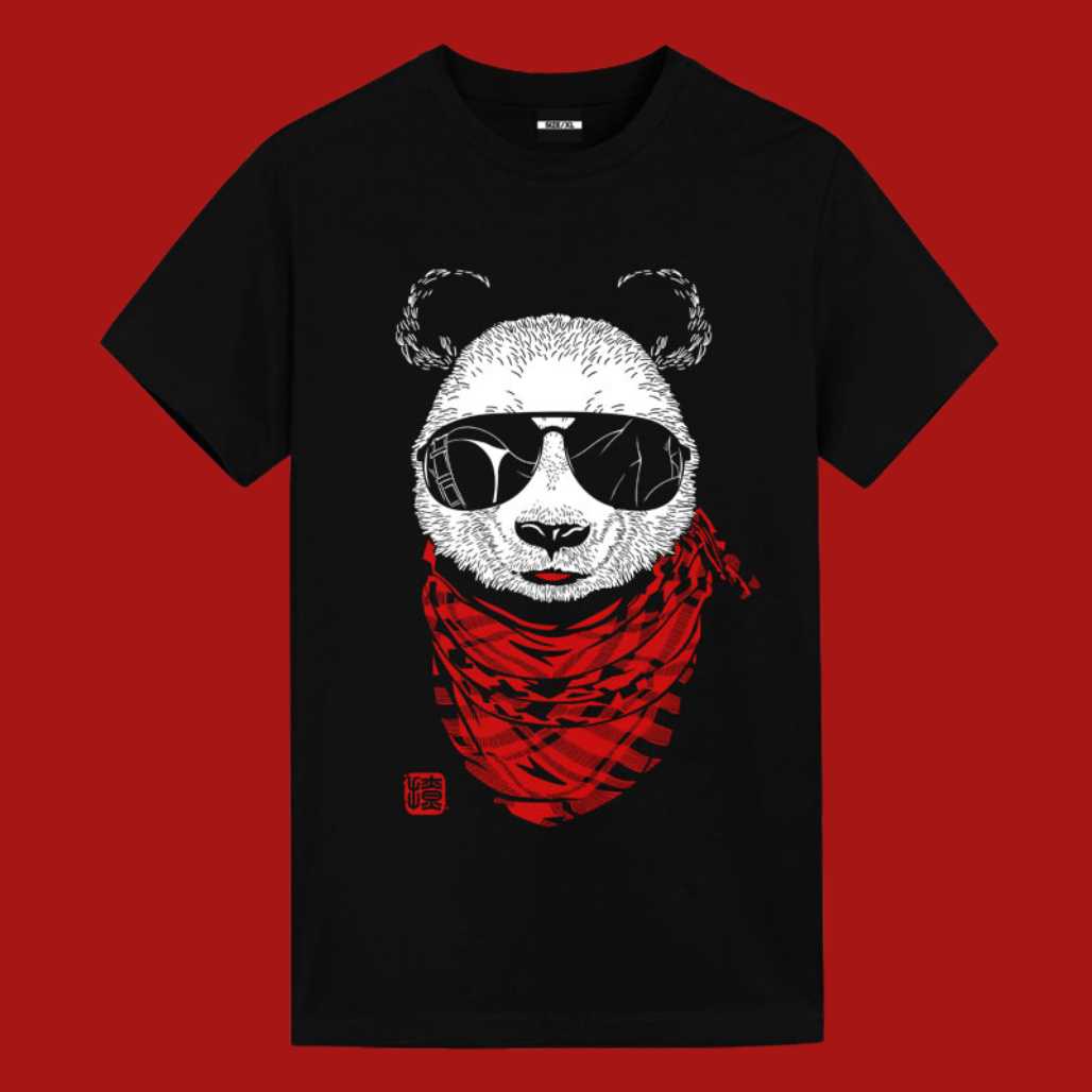 Camiseta gráfica con el simpático animal animado Panda