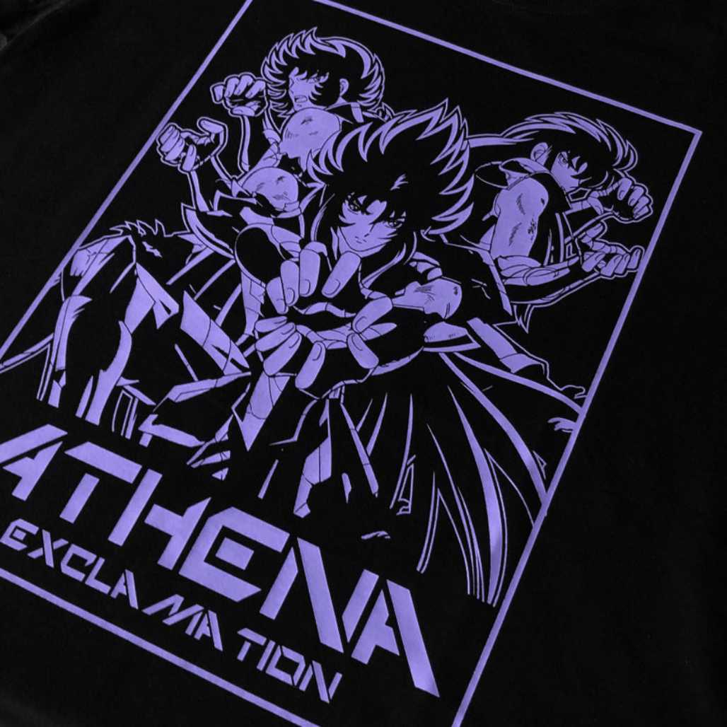 Camiseta gráfica de anime de la vieja escuela con el exclamador Athena