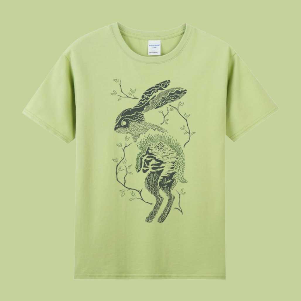 Linda camiseta gráfica de animales de anime de conejos y liebres