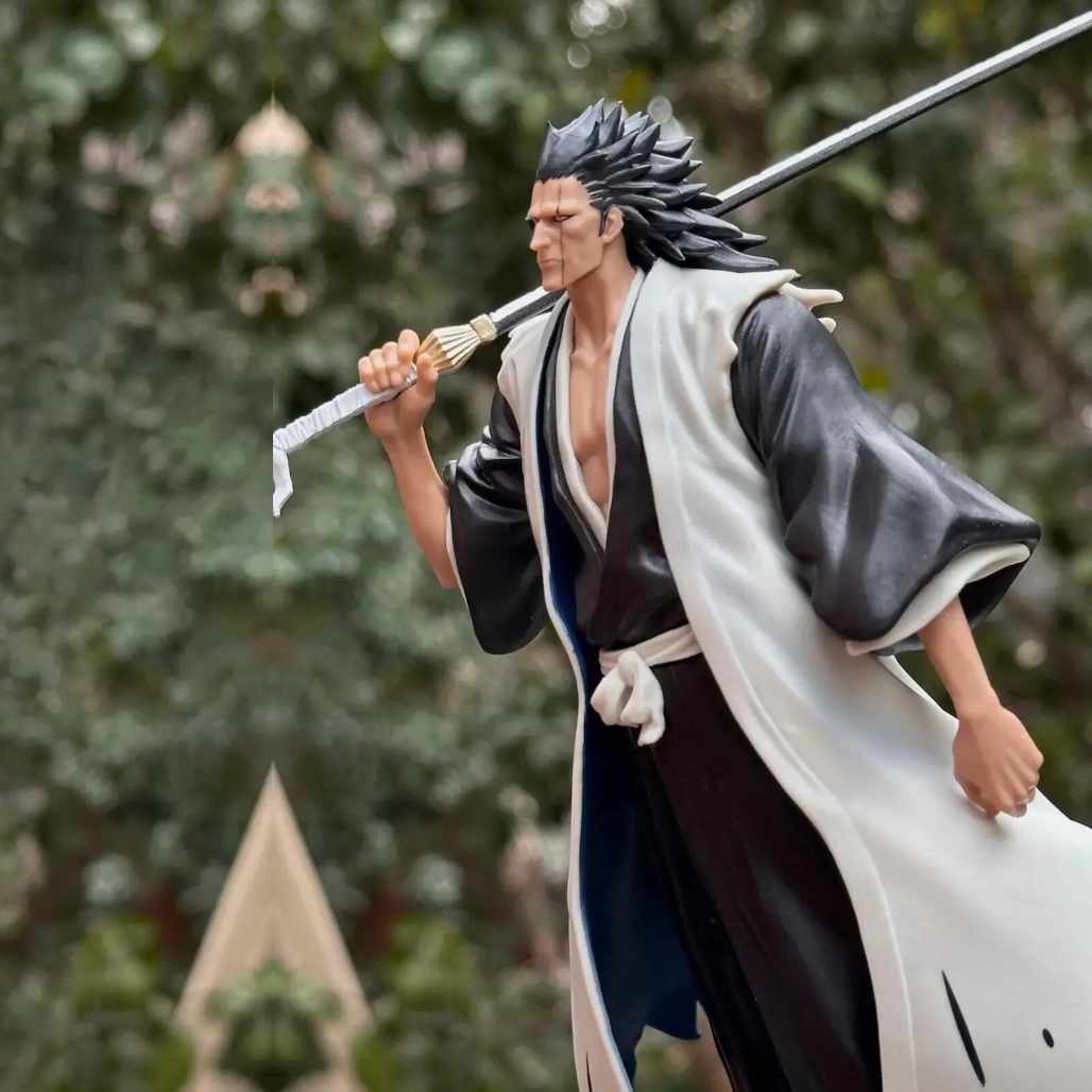 Banpresto Kenpachi Toshiro Bleach Statues